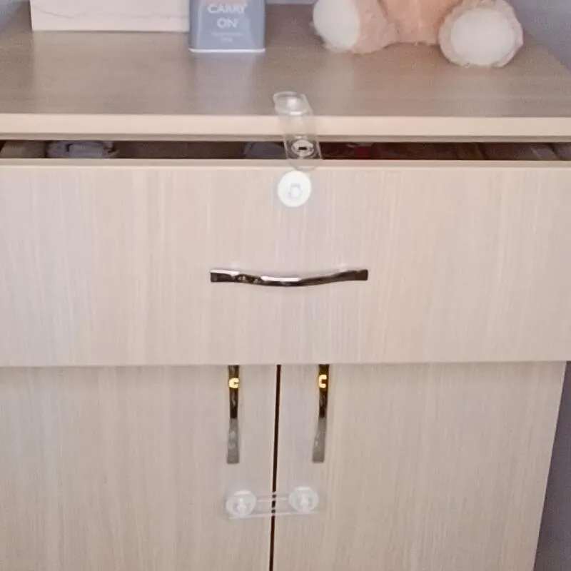 Coccolle door/cabinet lock 120*30mm