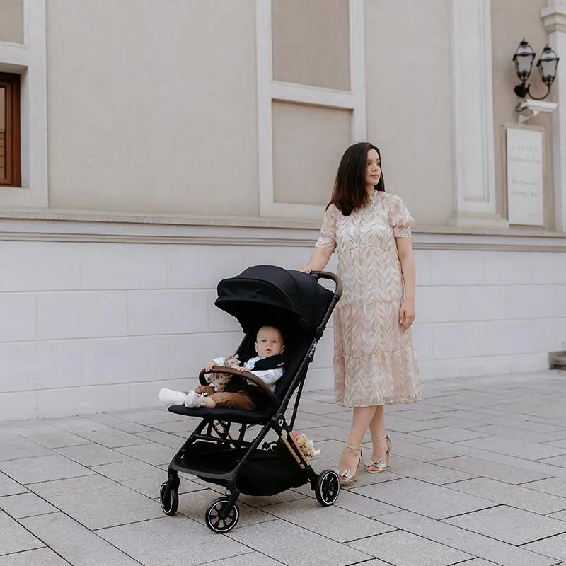 Sport stroller with automatic folding Coccolle Beyla Gold LE